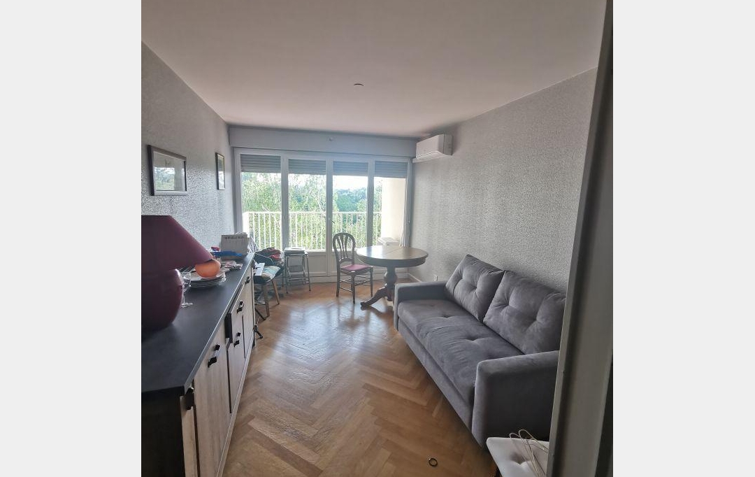 Annonces ALBIGNY : Appartement | SAINTE-FOY-LES-LYON (69110) | 61 m2 | 189 000 € 