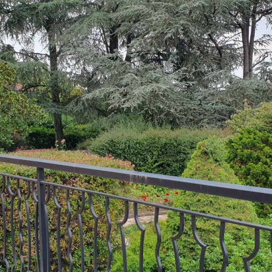  Annonces ALBIGNY : Maison / Villa | CHAMPAGNE-AU-MONT-D'OR (69410) | 285 m2 | 900 000 &euro; 