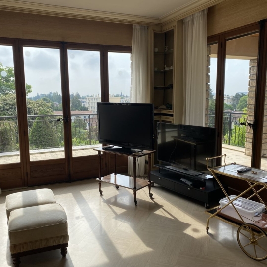  Annonces ALBIGNY : Maison / Villa | CHAMPAGNE-AU-MONT-D'OR (69410) | 285 m2 | 900 000 &euro; 