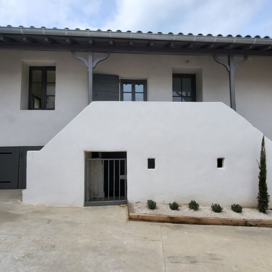  Annonces ALBIGNY : Maison / Villa | CHASSELAY (69380) | 136 m2 | 630 000 &euro; 