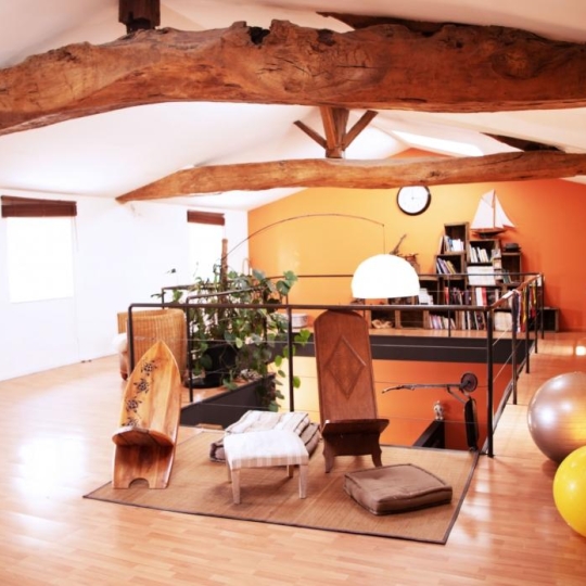  Annonces ALBIGNY : Maison / Villa | MORANCE (69480) | 256 m2 | 365 000 &euro; 