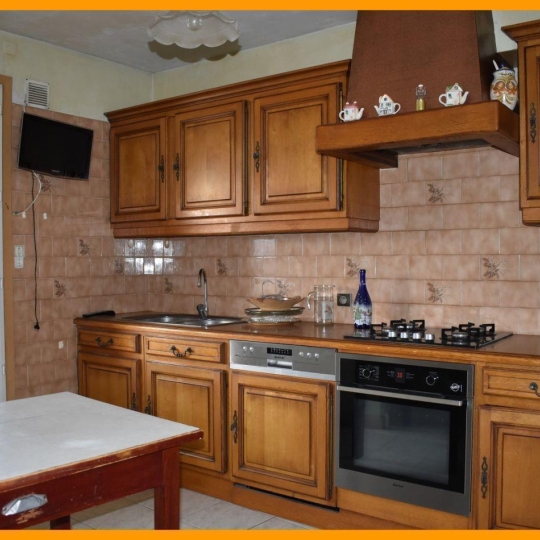  Annonces ALBIGNY : Maison / Villa | BEYNOST (01700) | 121 m2 | 295 500 &euro; 