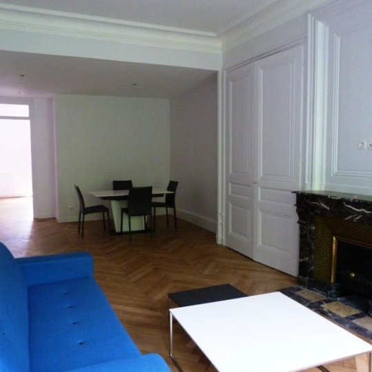  Annonces ALBIGNY : Appartement | LYON (69003) | 71 m2 | 1 324 € 