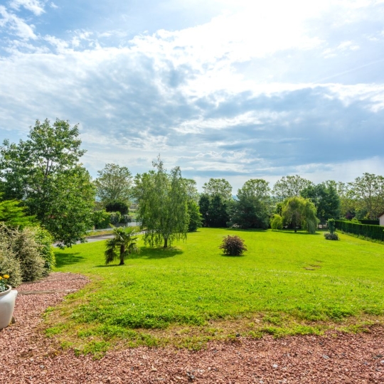  Annonces ALBIGNY : Maison / Villa | FLEURIEUX-SUR-L'ARBRESLE (69210) | 134 m2 | 690 000 &euro; 