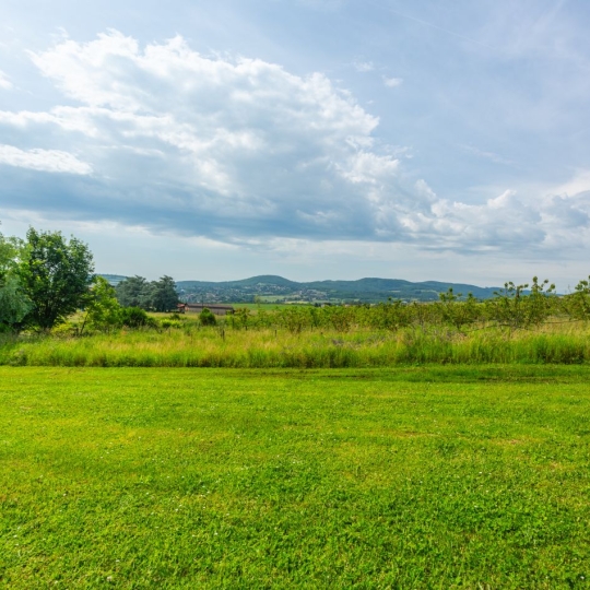 Annonces ALBIGNY : Maison / Villa | FLEURIEUX-SUR-L'ARBRESLE (69210) | 134 m2 | 690 000 &euro; 