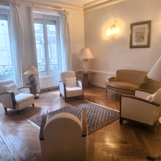  Annonces ALBIGNY : Appartement | LYON (69006) | 158 m2 | 850 000 &euro; 
