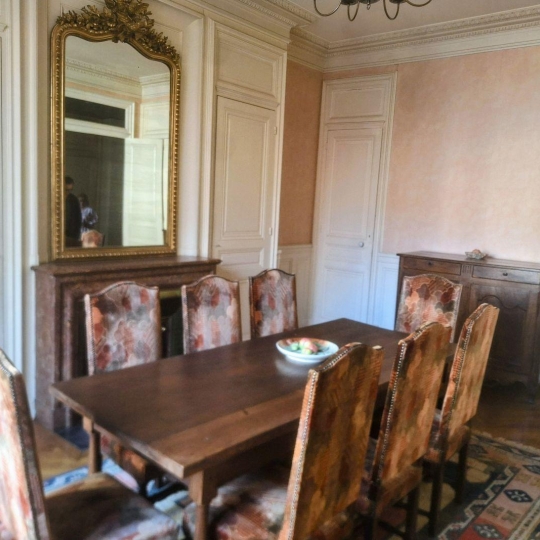 Annonces ALBIGNY : Appartement | LYON (69006) | 158 m2 | 850 000 &euro; 