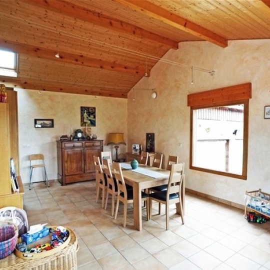  Annonces ALBIGNY : Maison / Villa | LENTILLY (69210) | 150 m2 | 499 000 &euro; 