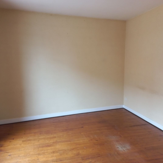  Annonces ALBIGNY : Immeuble | LA TOUR-DE-SALVAGNY (69890) | 162 m2 | 550 000 &euro; 