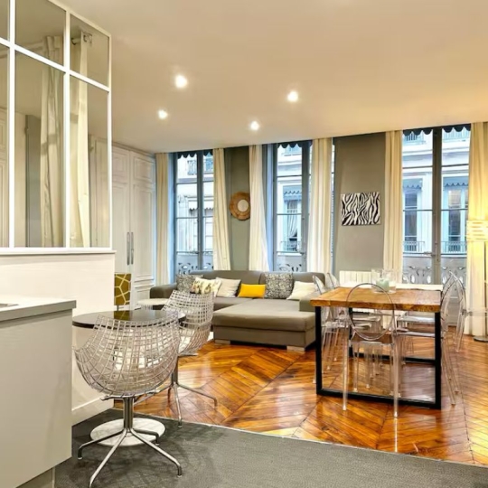  Annonces ALBIGNY : Appartement | LYON (69002) | 55 m2 | 1 950 &euro; 