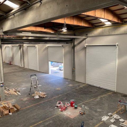  Annonces ALBIGNY : Local / Bureau | LYON (69001) | 2 600 m2 | 14 613 &euro; 