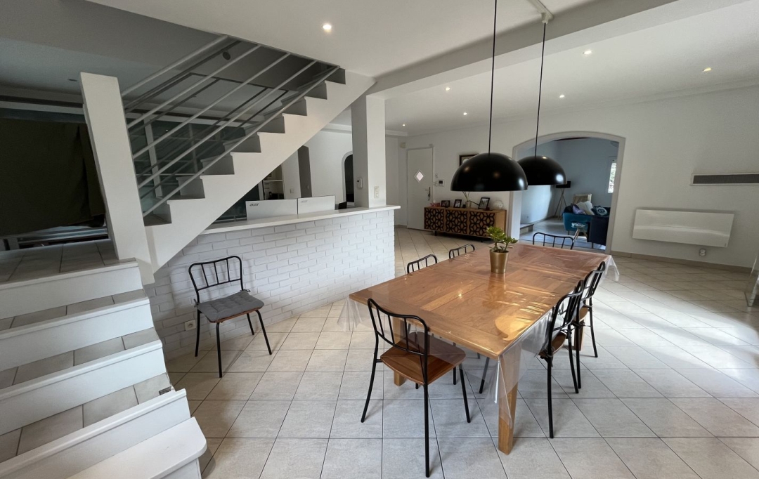Annonces ALBIGNY : Maison / Villa | FRANS (01480) | 225 m2 | 625 000 &euro; 