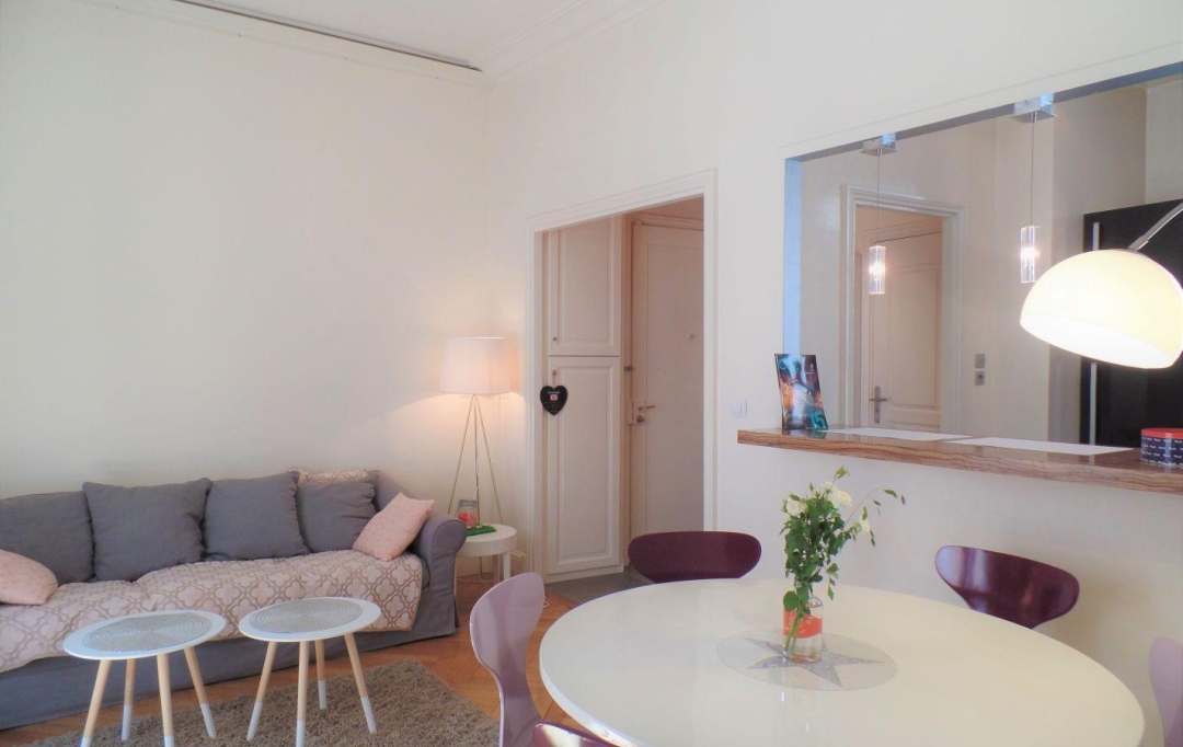 Annonces ALBIGNY : Apartment | LYON (69002) | 45 m2 | 1 300 € 