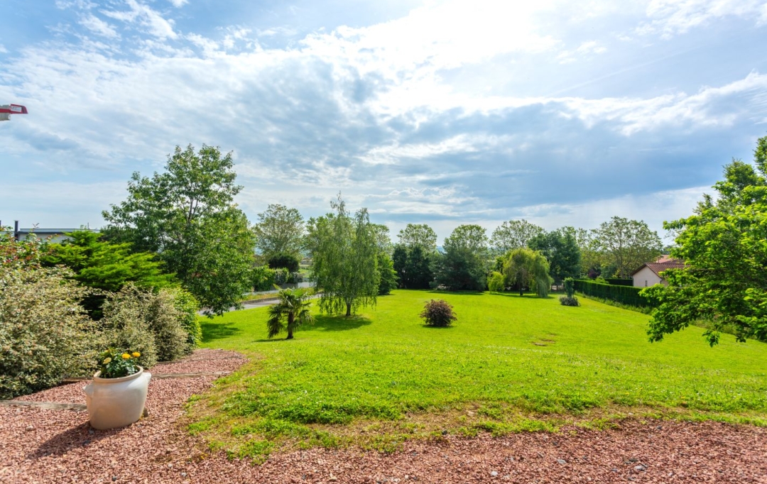 Annonces ALBIGNY : Maison / Villa | FLEURIEUX-SUR-L'ARBRESLE (69210) | 134 m2 | 690 000 &euro; 