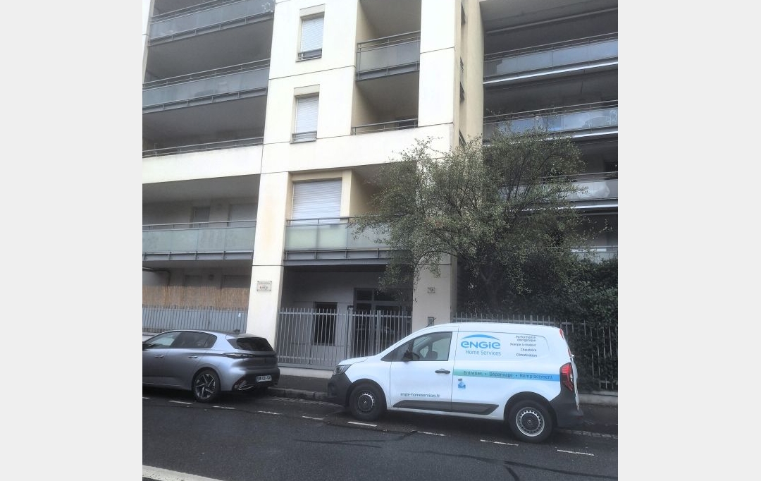 Annonces ALBIGNY : Appartement | LYON (69008) | 64 m2 | 240 000 &euro; 
