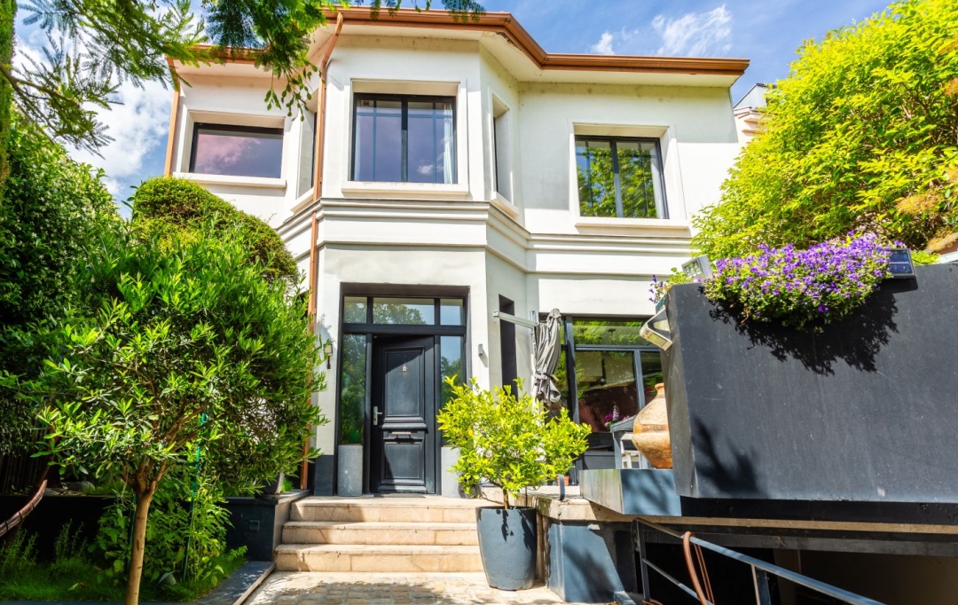 Annonces ALBIGNY : Maison / Villa | LYON (69003) | 120 m2 | 980 000 &euro; 