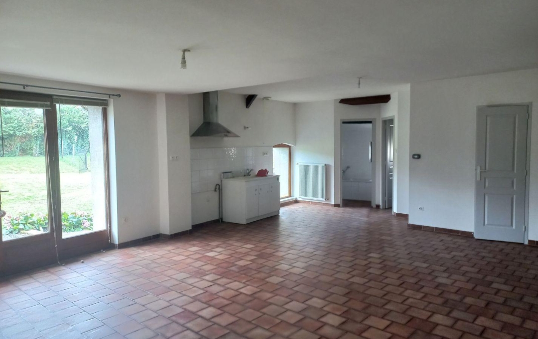 Annonces ALBIGNY : Appartement | FLEURIEUX-SUR-L'ARBRESLE (69210) | 94 m2 | 1 005 € 