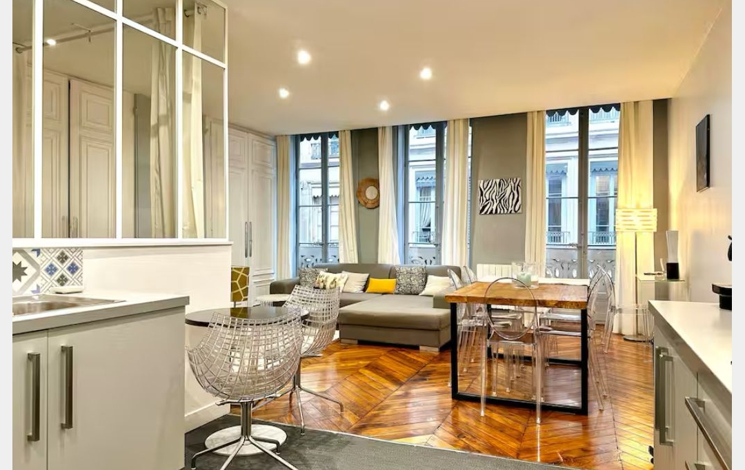 Annonces ALBIGNY : Appartement | LYON (69002) | 55 m2 | 1 950 &euro; 