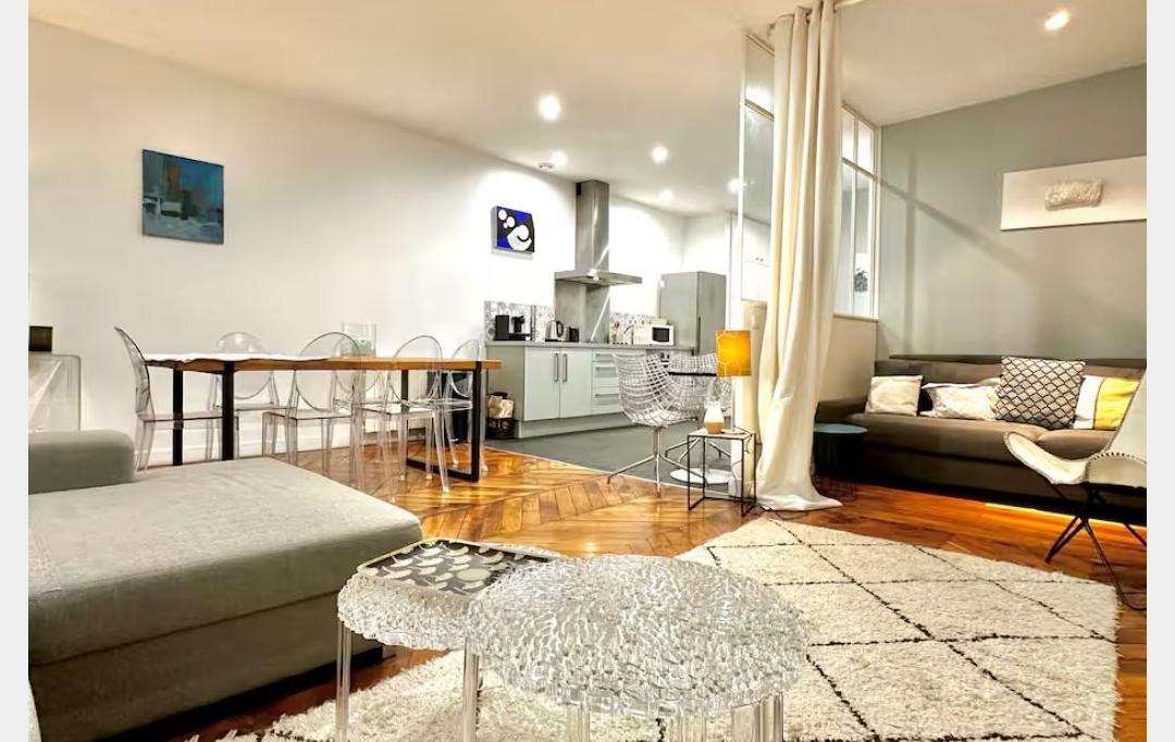 Annonces ALBIGNY : Appartement | LYON (69002) | 55 m2 | 1 950 &euro; 