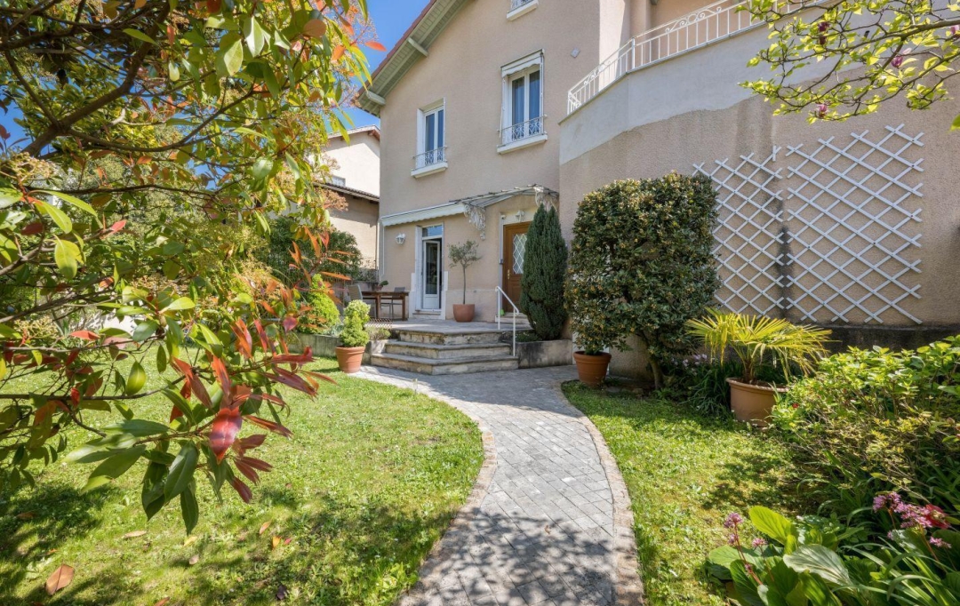 Annonces ALBIGNY : Maison / Villa | LYON (69003) | 245 m2 | 1 190 000 € 